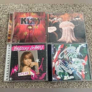 4 CDs radiohead Lindsay lohan the cure KISS